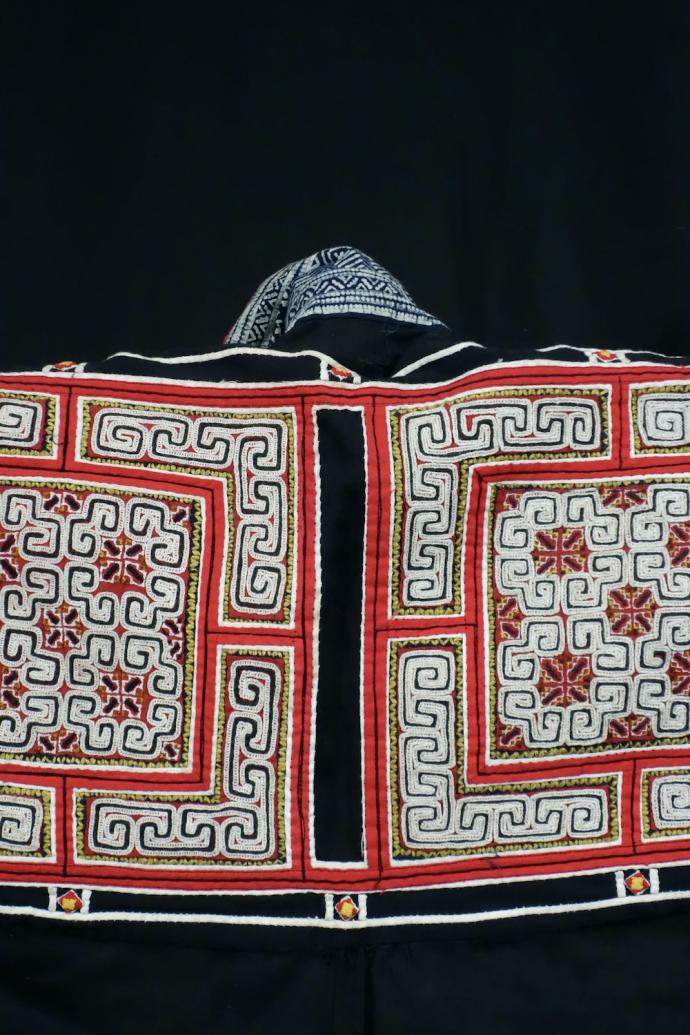 Black Hmong Embroidered Vintage Jacket