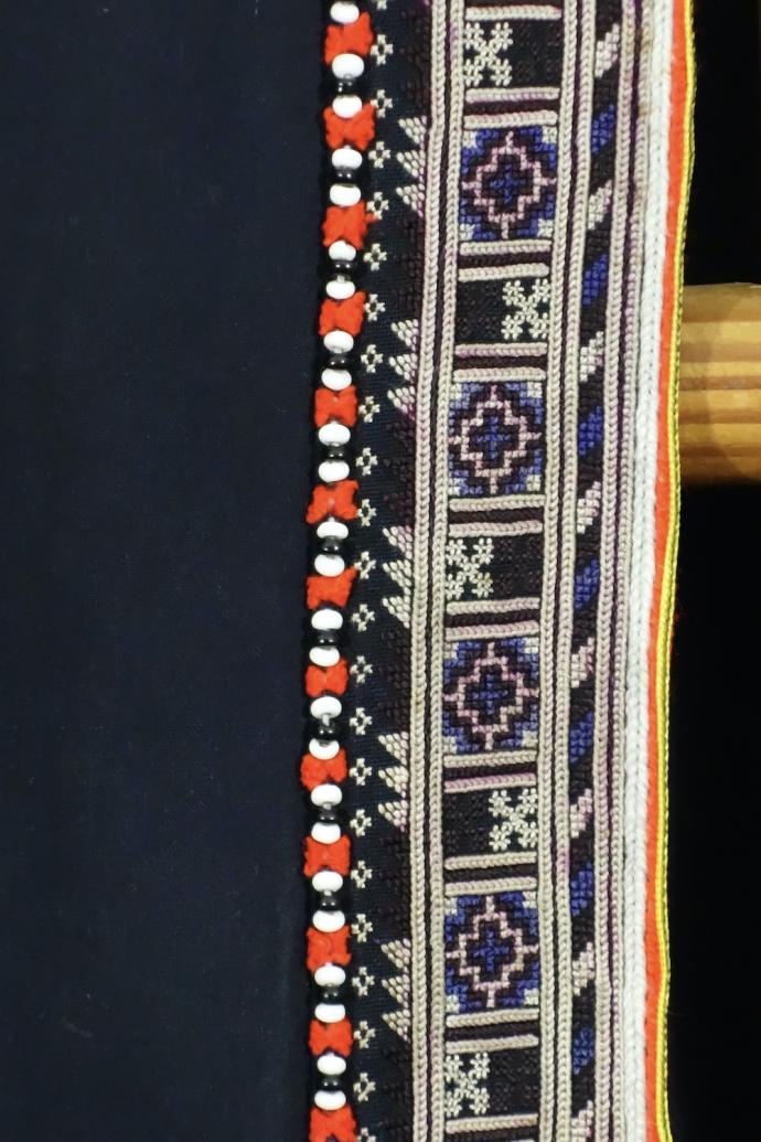 Red Dzao Woman's Embroidered Jacket